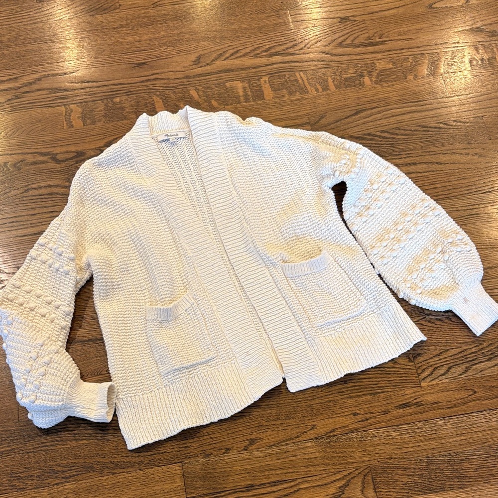 Madewell off White cotton cardigan Sweater with balloon sleeves, XS